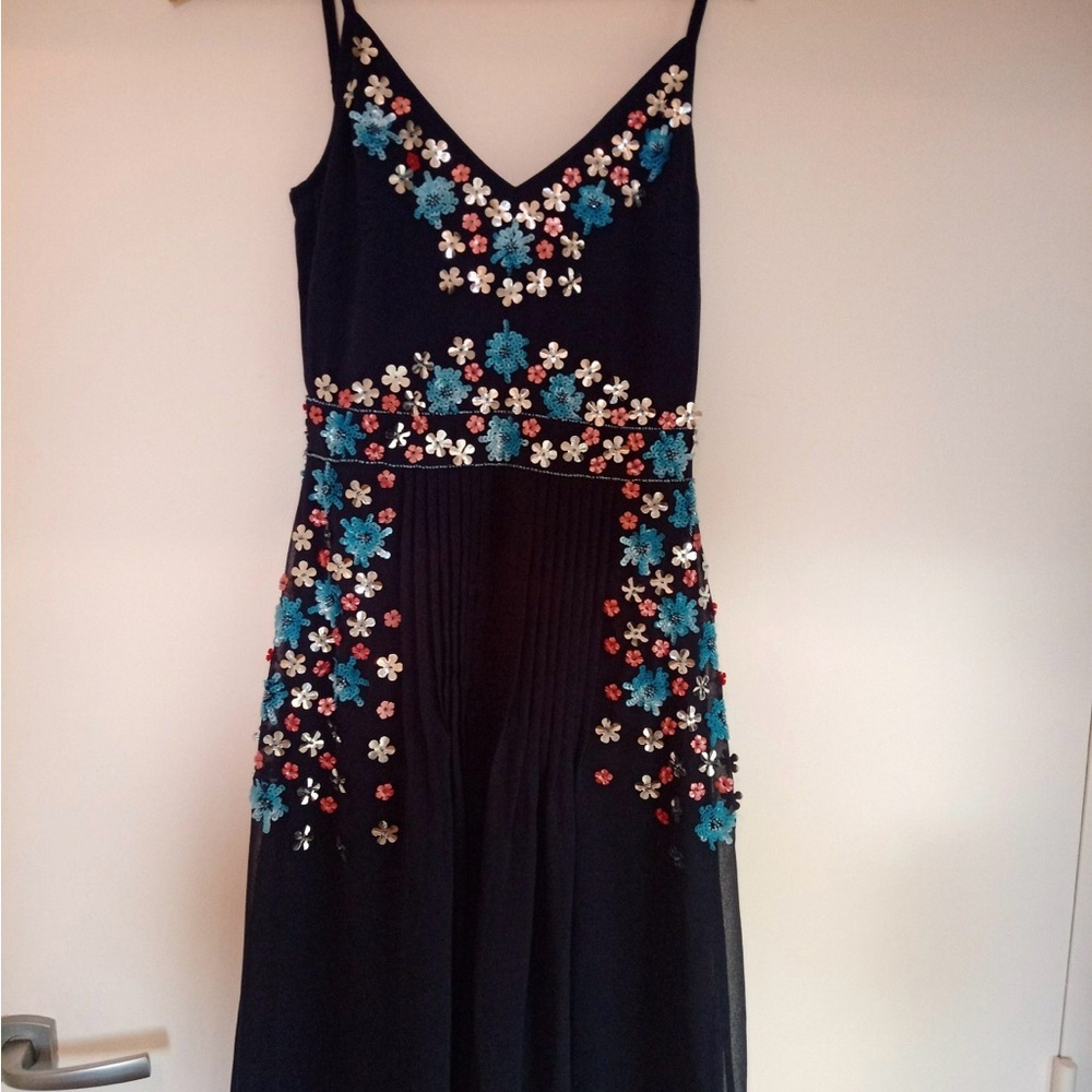 Frock and Frill sequence Embroidered Navy Dress - s/m